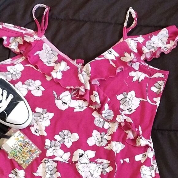 Heart Soul Pink White Floral Ruffled Cold Shoulder Surplice Bodysuit XL - Picture 4 of 14